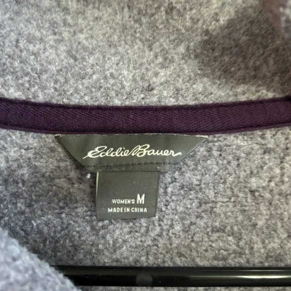 Women’s Eddie Bauer Three Snap on Button Mock Neck Sweater - Picture 4 of 7